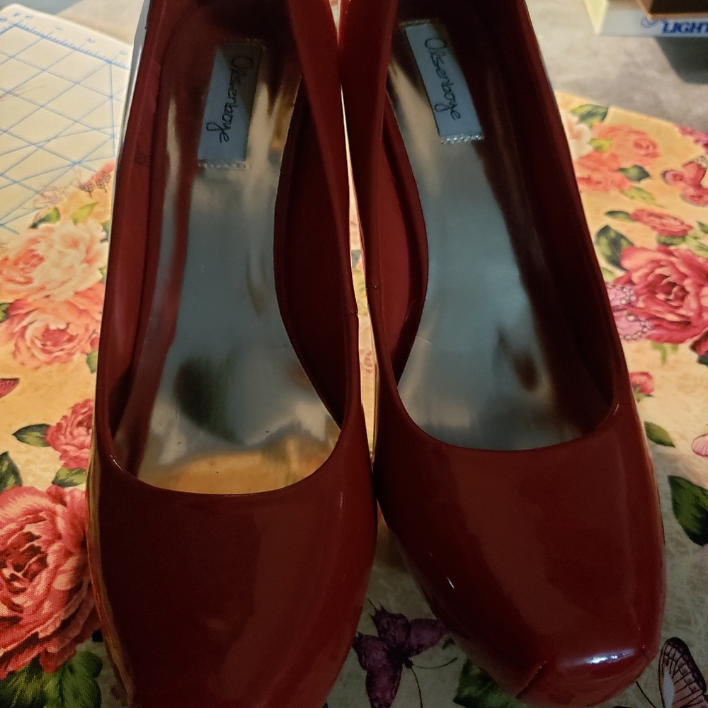 Sexy red patten leather high heels